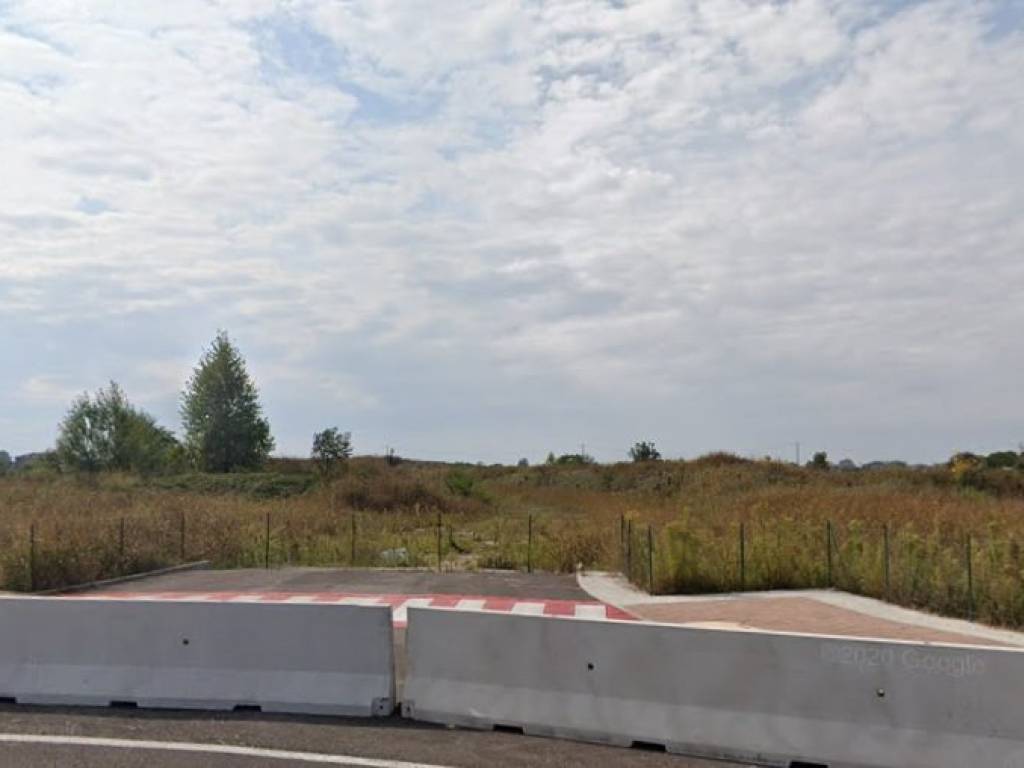 Terreno a Curtatone in Via Eugenio Dugoni, 24 - Foto 4