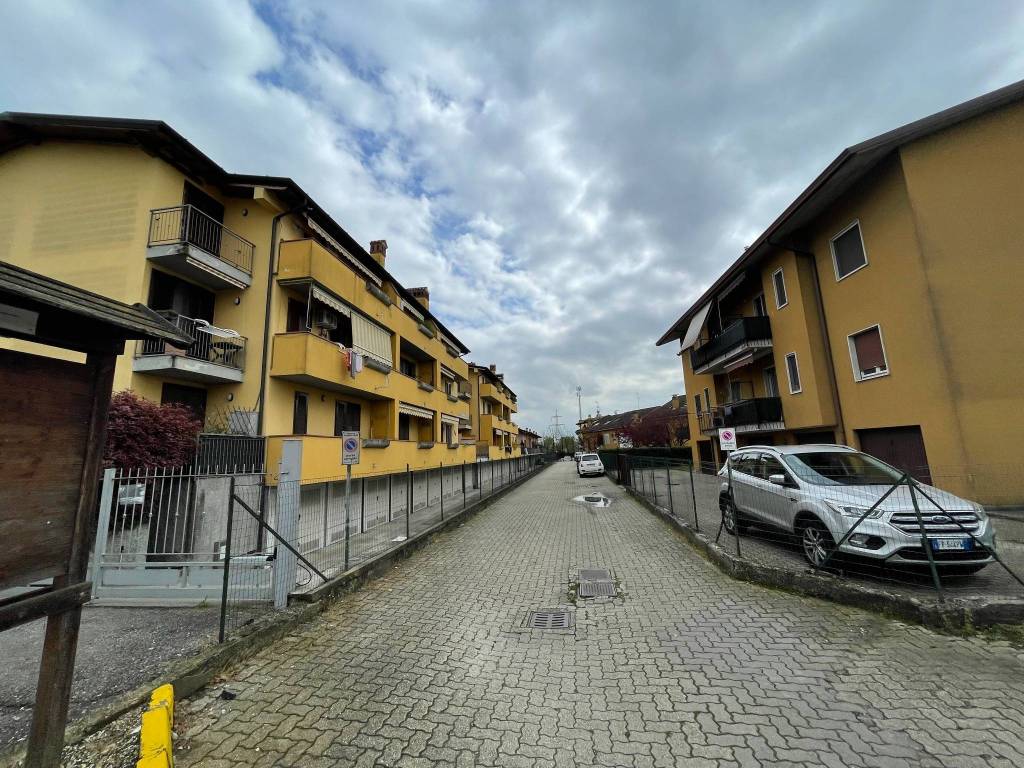 Appartamento a Cervignano d'adda in Via Maggio - Foto 4