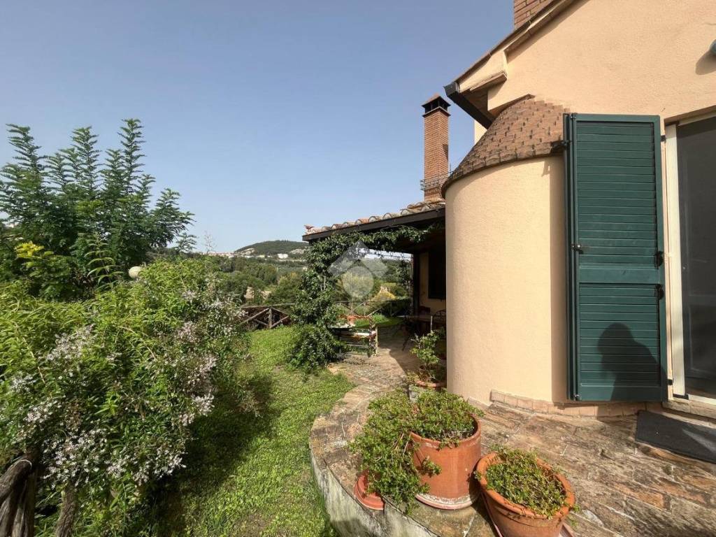 Villa a Amelia in STRADA DI CECANIBBIO - Foto 4