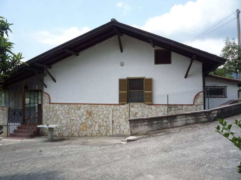 Villa a Ceccano in Via Celleta - Foto 5