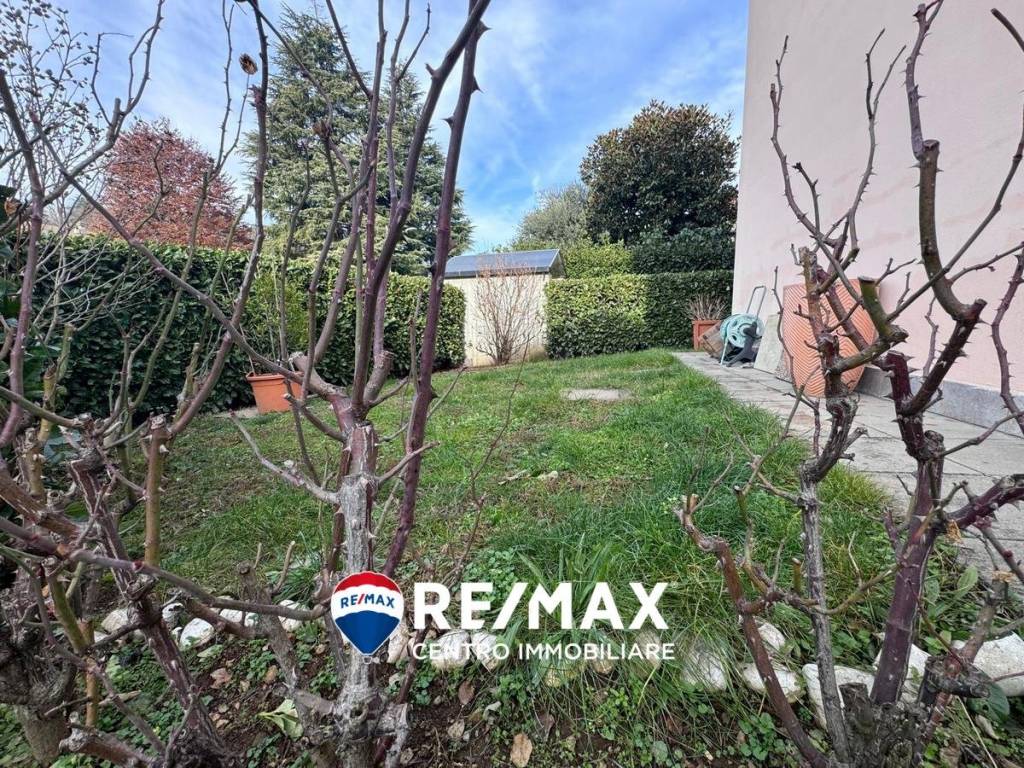 Appartamento a Gallarate in Via Campo dei Fiori - Foto 4