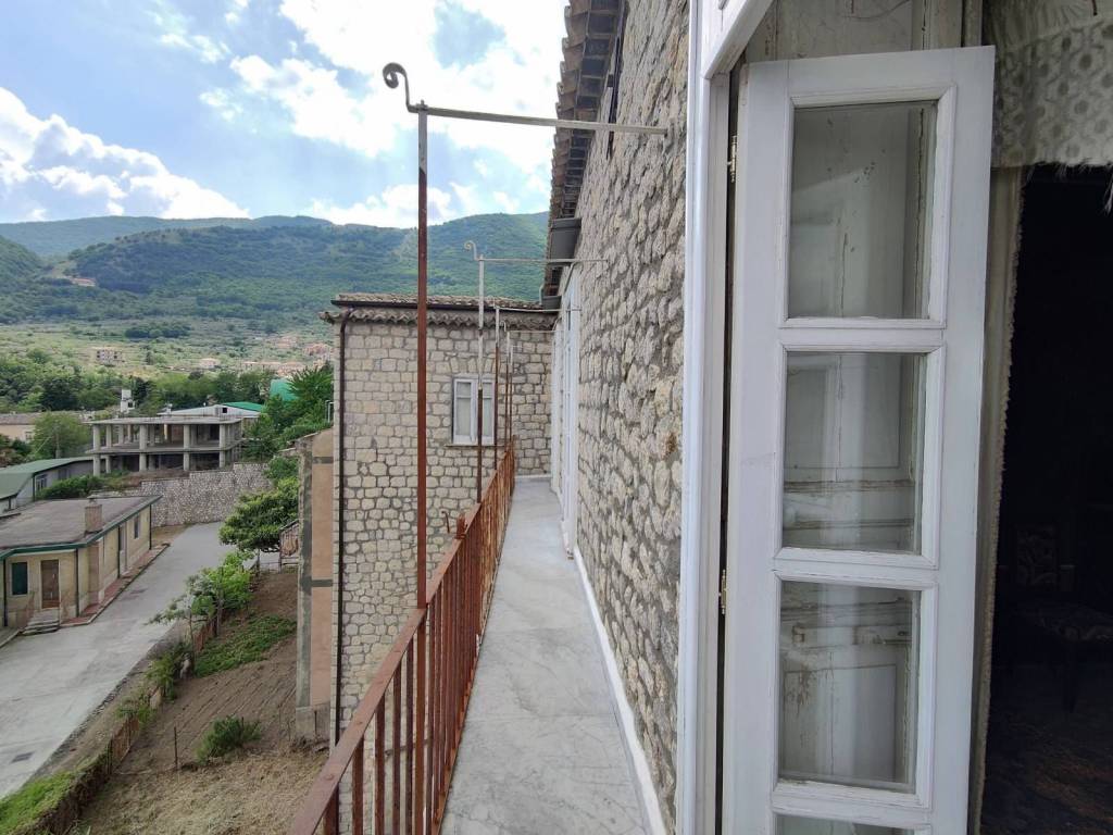 Casa indipendente a Vitulano in Via Iadonisi - Foto 3