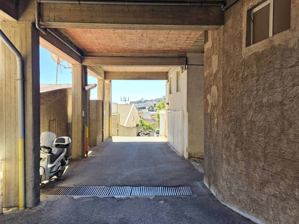 Box / garage a Messina in Via Eminario Estivo, 22 - Foto 5