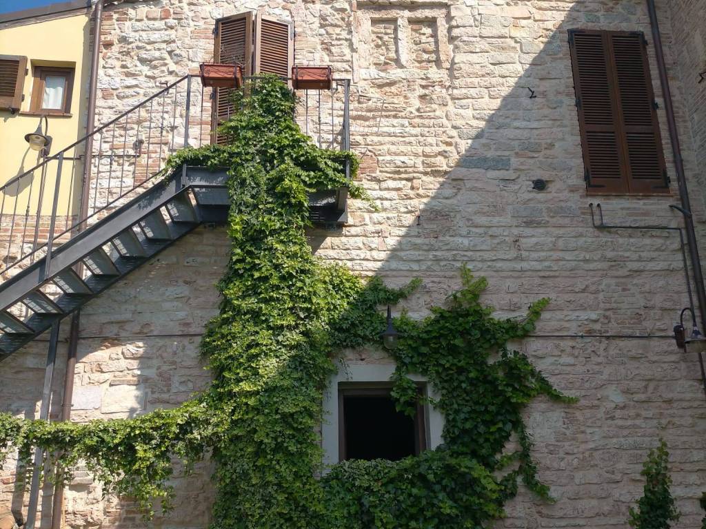 Casa indipendente a Fabriano in Via Santa Caterina - Foto 2