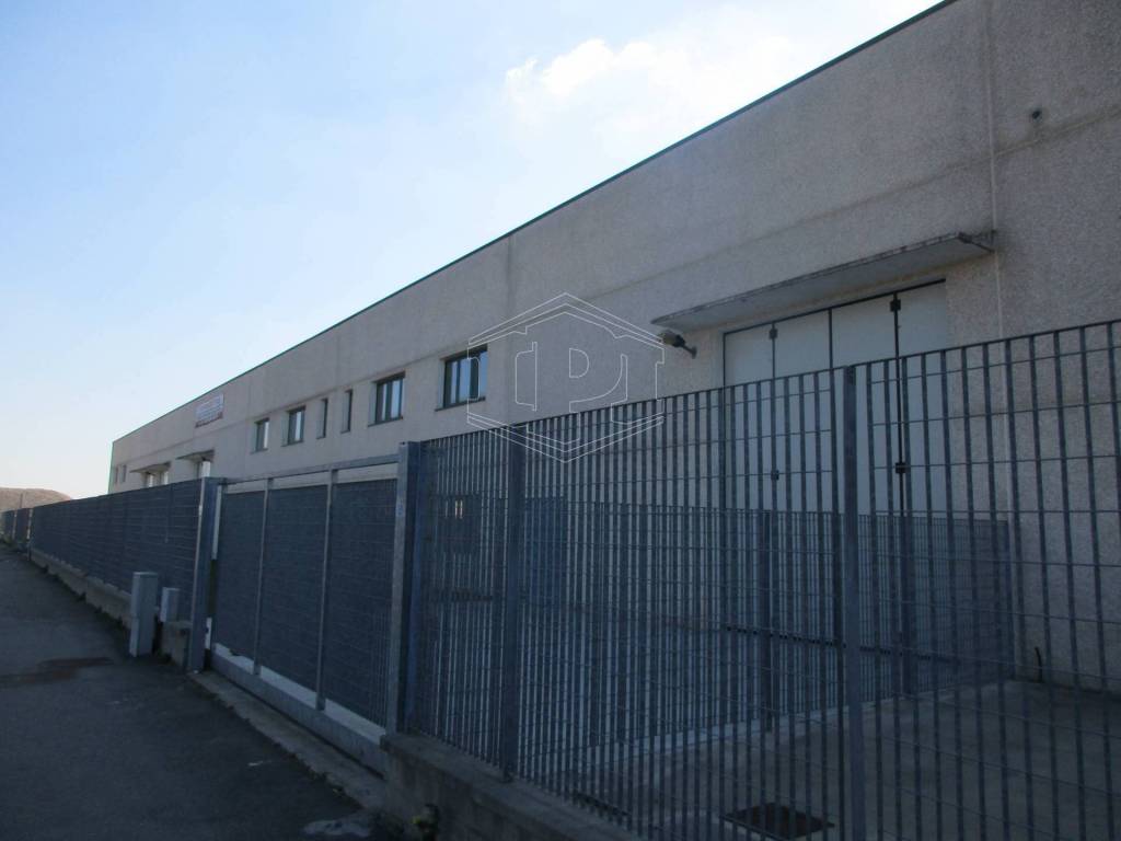 Immobile a Vellezzo bellini in Via Vittorio Necchi - Foto 3