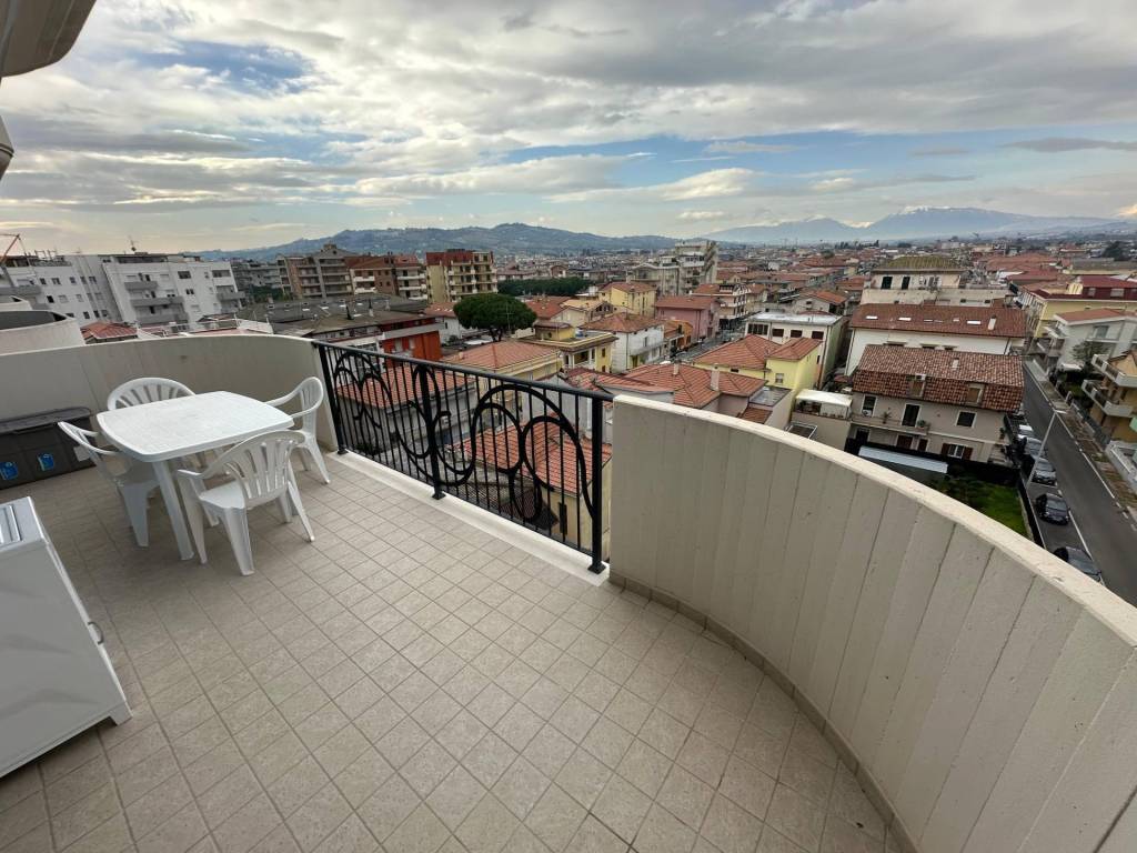 Appartamento a Alba adriatica in Viale della Vittoria, 257 - Foto 3