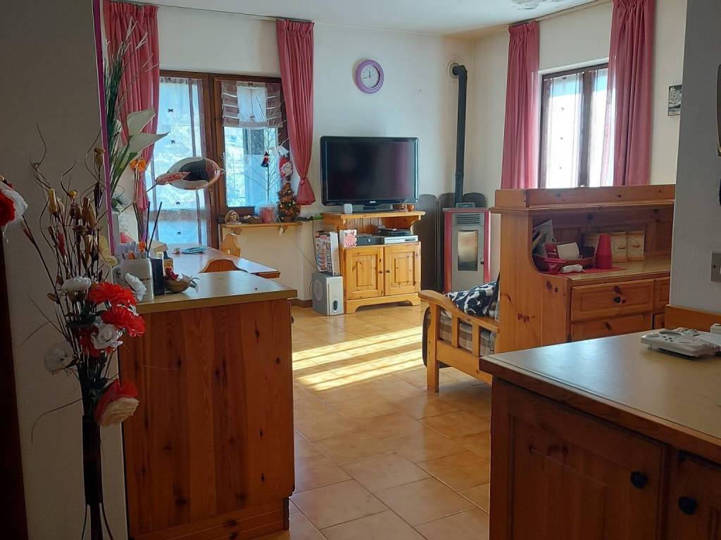 Palazzo / stabile a Spiazzo in Via San Vigilio, 94 - Foto 3