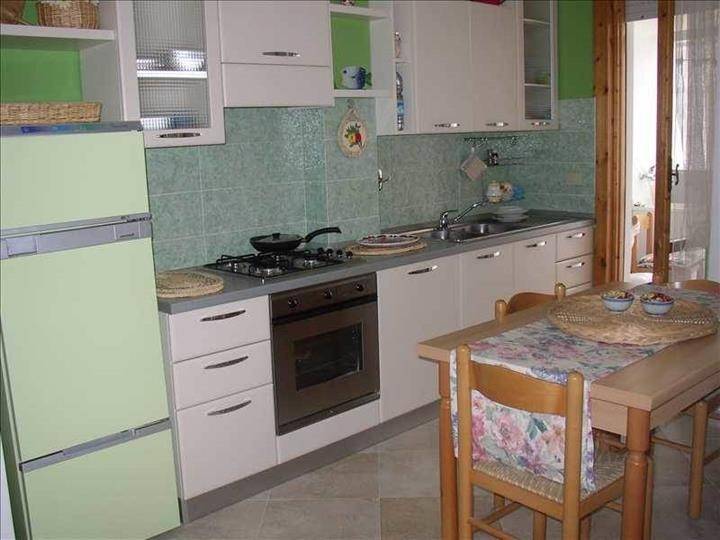 Appartamento a Follonica in Via Calabria, 18 - Foto 3