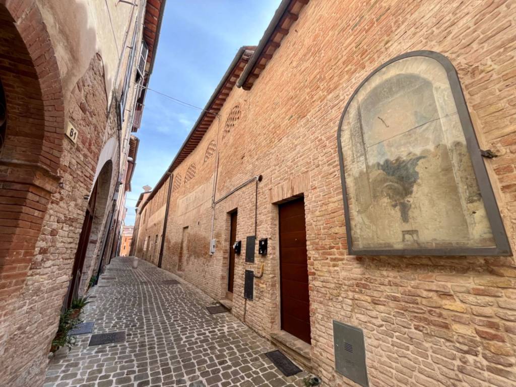 Appartamento a Fabriano in VIA FABIO FILZI, 54 - Foto 2