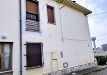 Rustico / casale a Castelvetro piacentino in Via Stradello Peloso - Foto 2