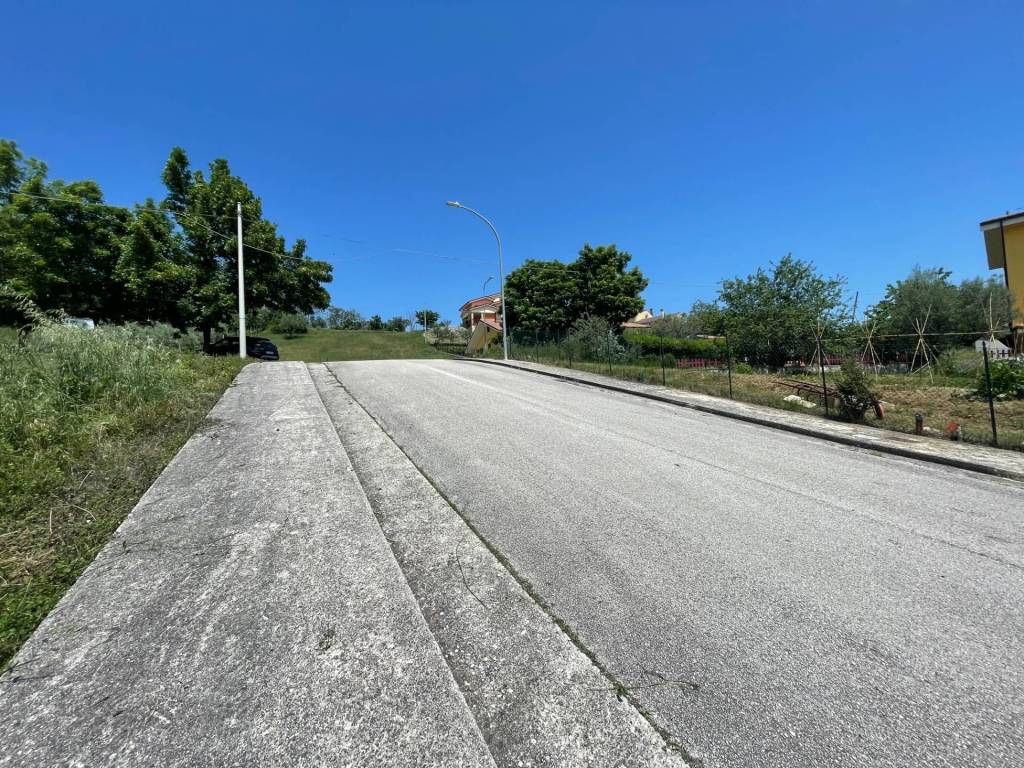 Terreno a Torricella sicura in Torricella Sicura (TE) - Foto 3