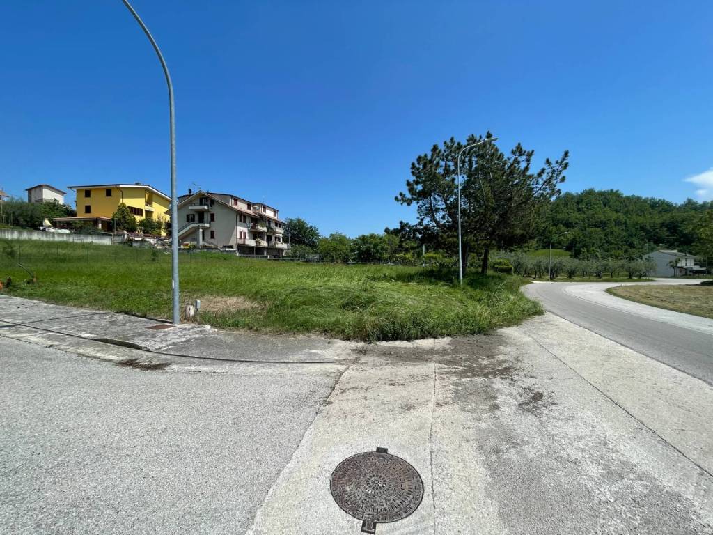 Terreno a Torricella sicura in Torricella Sicura (TE) - Foto 5