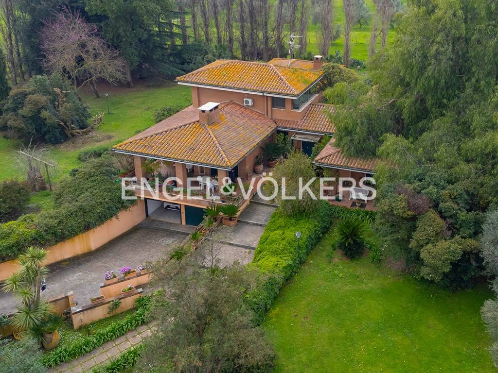 Villa a Latina in Strada Quartaccio - Foto 2