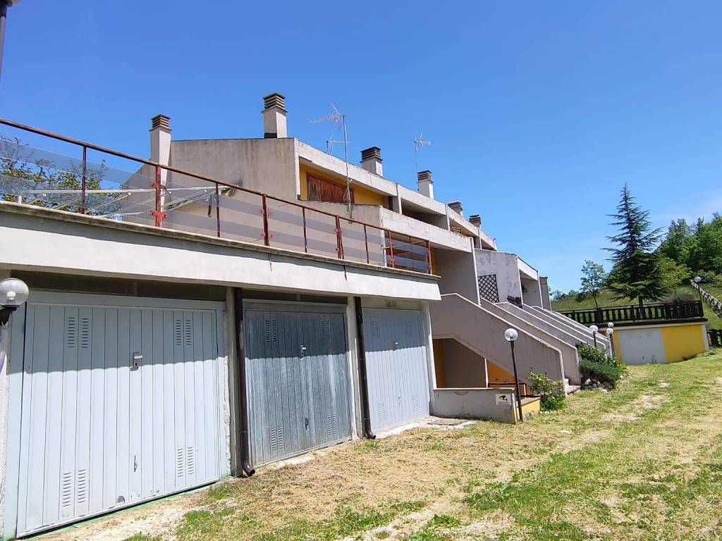 Appartamento a Rocca di cambio in Via Gran Sasso - Foto 2