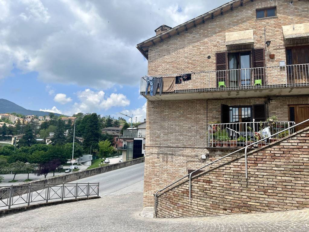 Appartamento a Sarnano in Via Bruno Buozzi - Foto 2