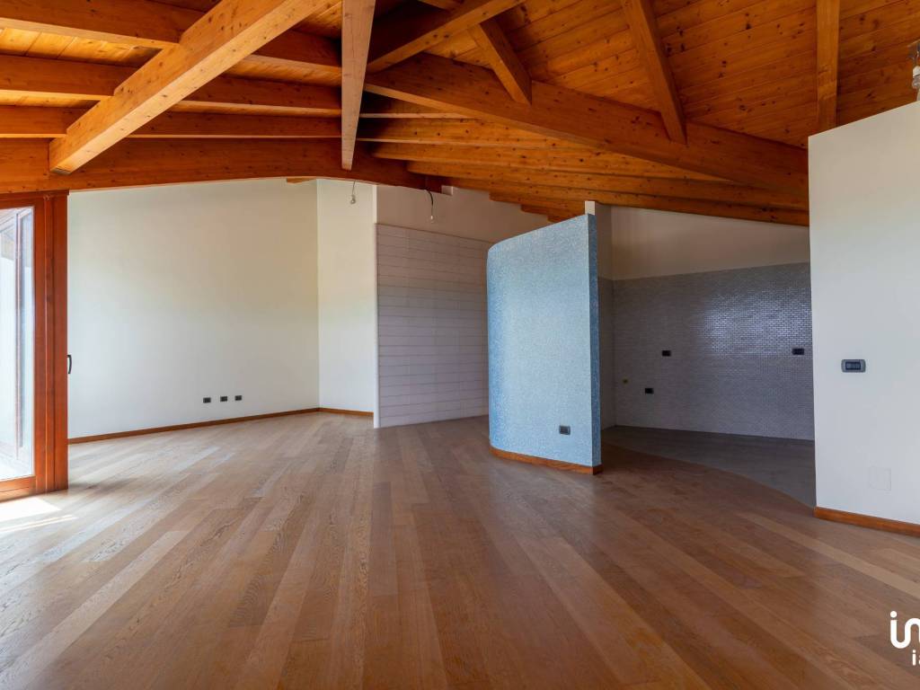 Appartamento a Giulianova in Piazza Bruno Buozzi, 1 - Foto 5