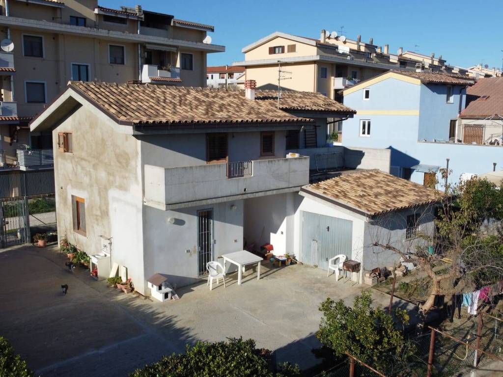 Villa a Cepagatti in Via del Popolo - Foto 2