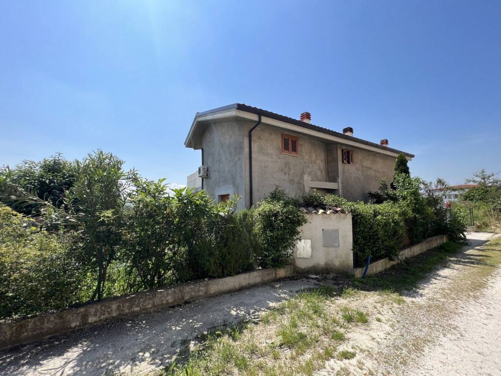 Villa a Cepagatti in Via del Popolo - Foto 4