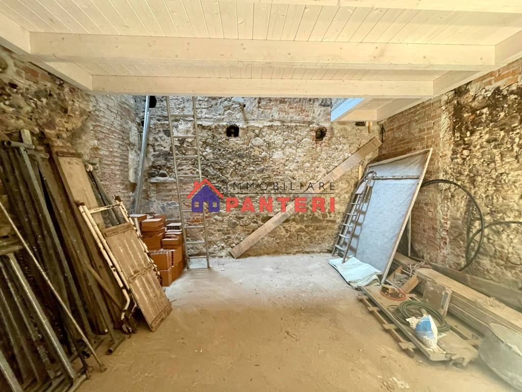 Casa indipendente a Pescia in Via Francesca Vecchia, 16 - Foto 3