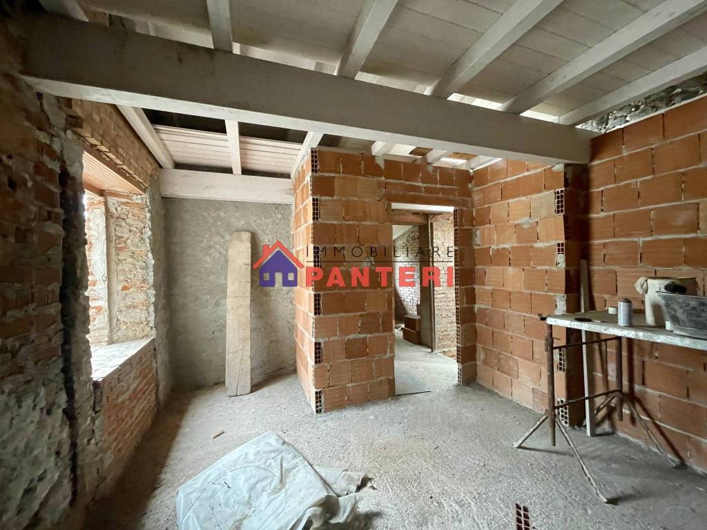 Casa indipendente a Pescia in Via Francesca Vecchia, 16 - Foto 5
