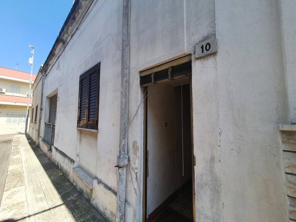 Villa a Sannicola in Rossi - Foto 4