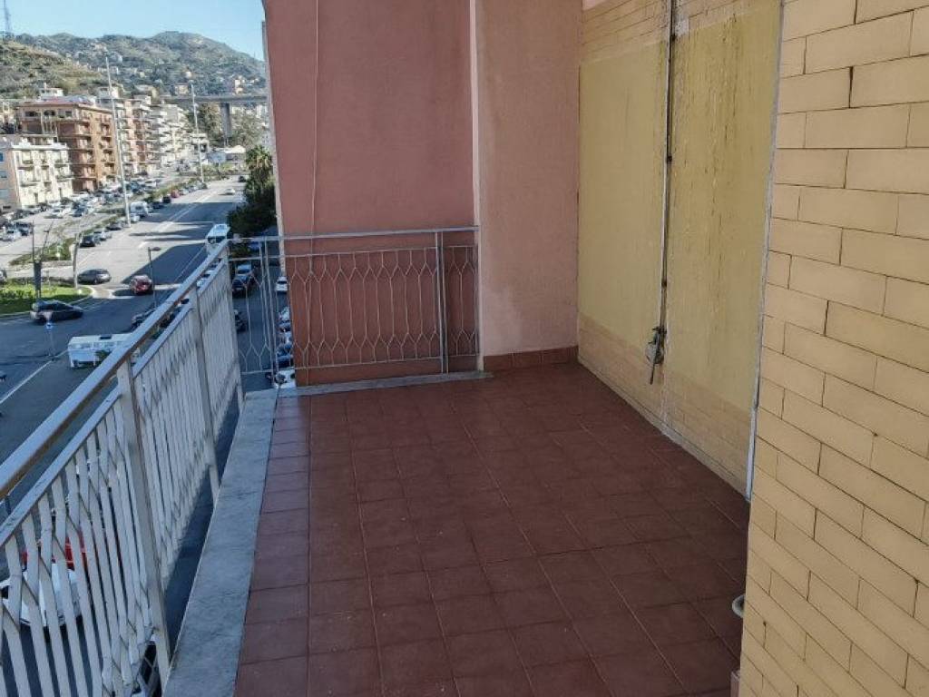 Appartamento a Reggio calabria in Viale della Libertà - Foto 3