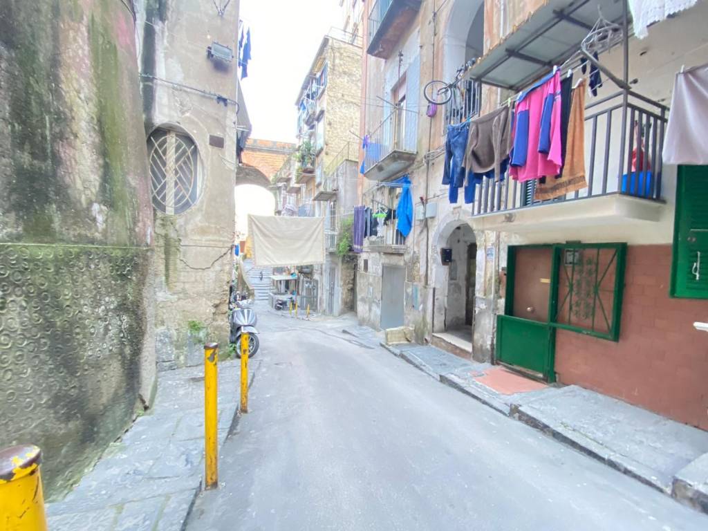 Appartamento a Napoli in Salita Sant'Antonio ai Monti - Foto 5