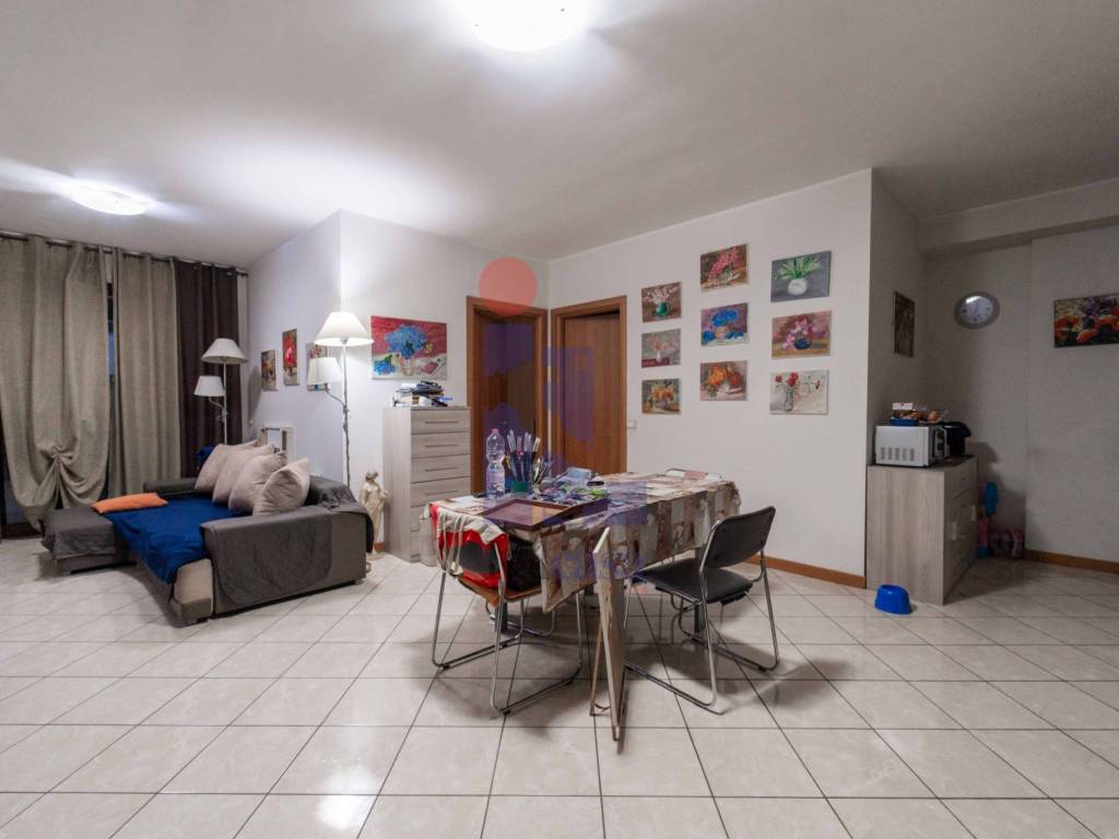 Appartamento a Latina in Viale Le Corbusier - Foto 4