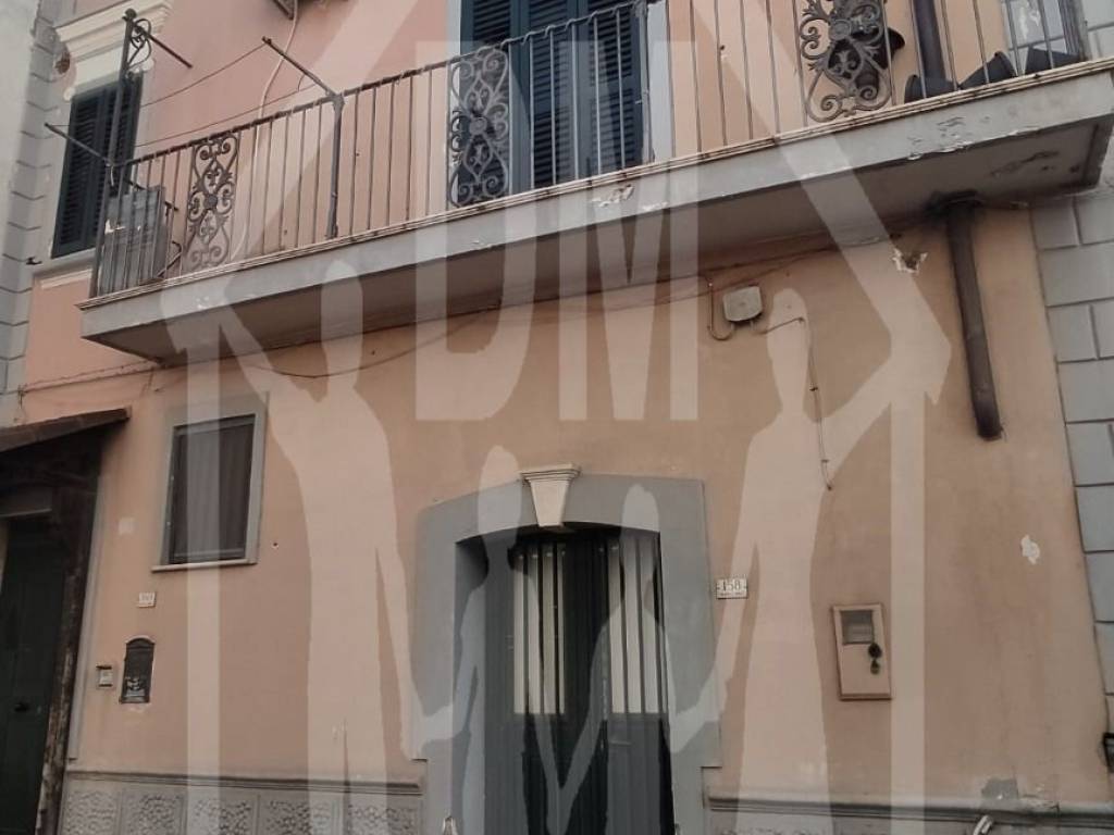 Villa a Mondragone in Via Duca degli Abruzzi - Foto 3