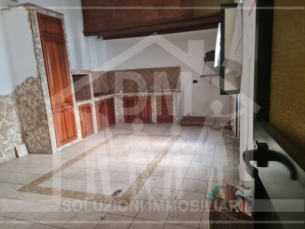 Villa a Mondragone in Via Duca degli Abruzzi - Foto 5