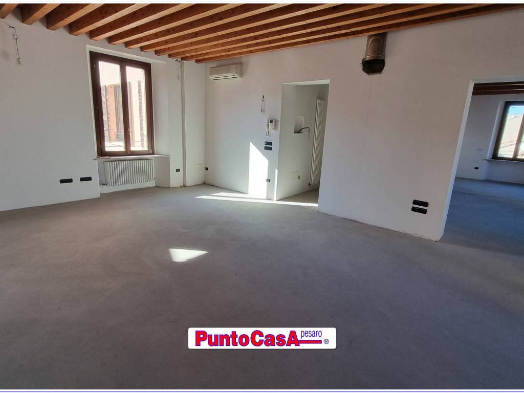 Attico / mansarda a Pesaro in Corso 11 Settembre - Foto 2