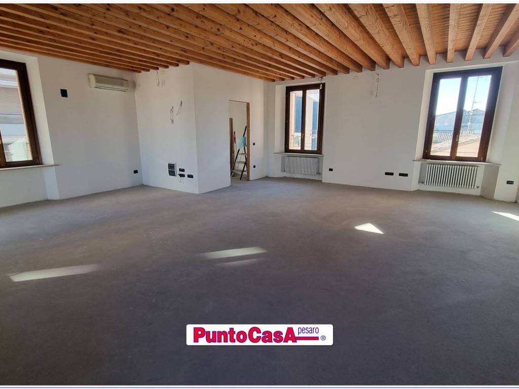 Attico / mansarda a Pesaro in Corso 11 Settembre - Foto 5