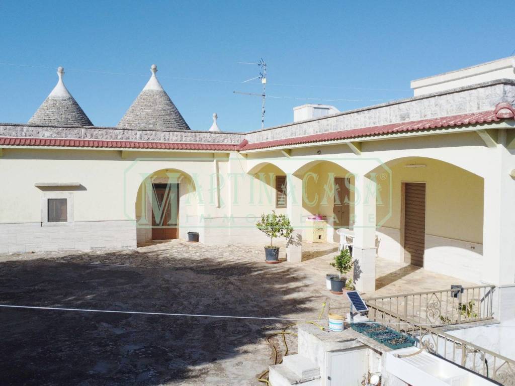 Villa a Martina franca in Strada Baratta 1 Zona C - Foto 2