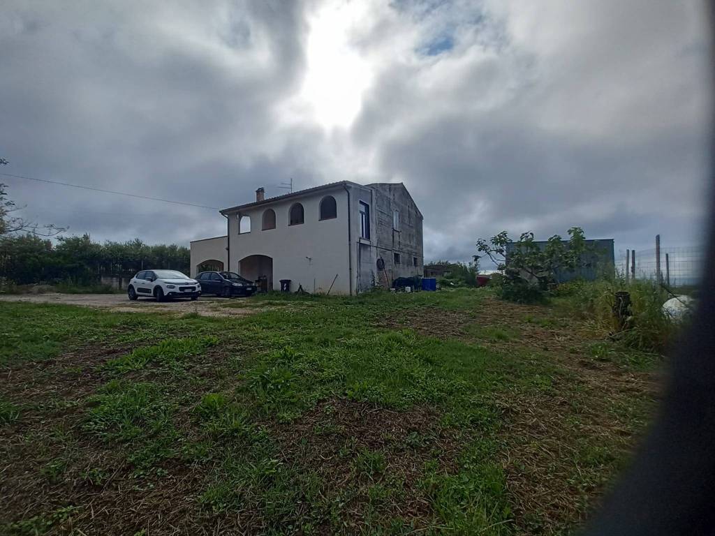 Rustico / casale a Termoli in Contrada Valle San Giovanni - Foto 4