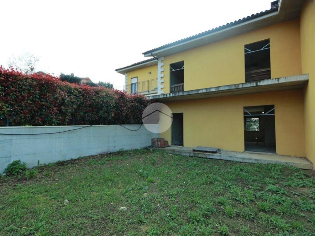 Villetta a schiera a Casalincontrada in Via Coppelli - Foto 4
