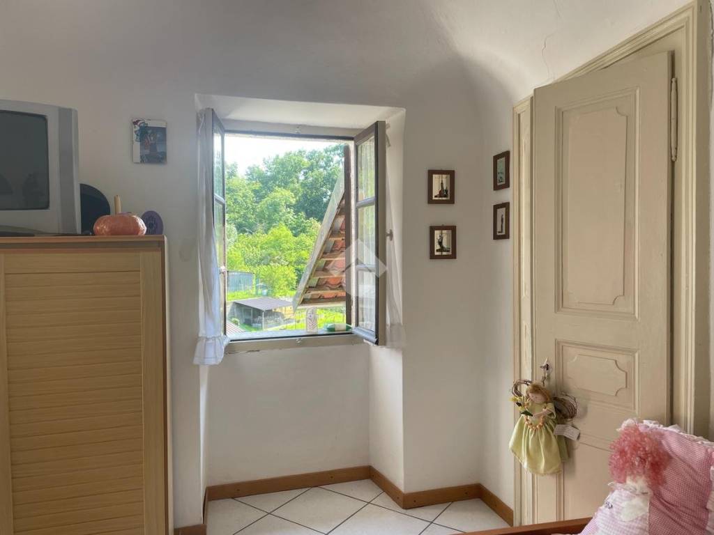 Casa indipendente a Mezzana mortigliengo in Via Sola, 54 - Foto 3