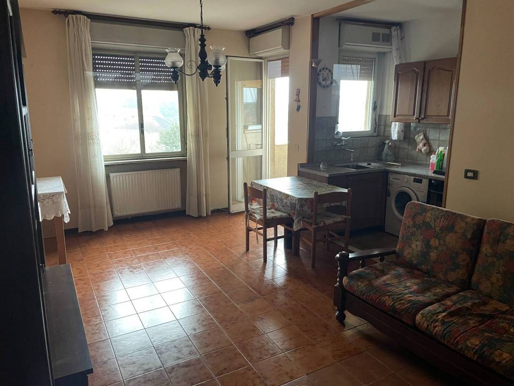 Appartamento a Novi ligure in Via Alessandro Manzoni - Foto 2
