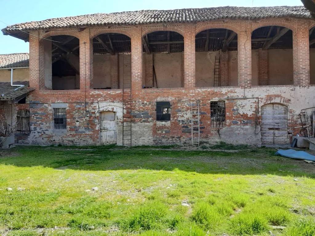 Rustico / casale a Sandigliano in Strada Vicinale Torrazza, 47 - Foto 3