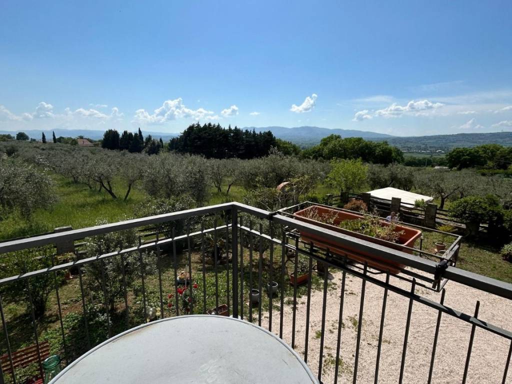 Appartamento a Trevi in Via Monte Bianco - Foto 4