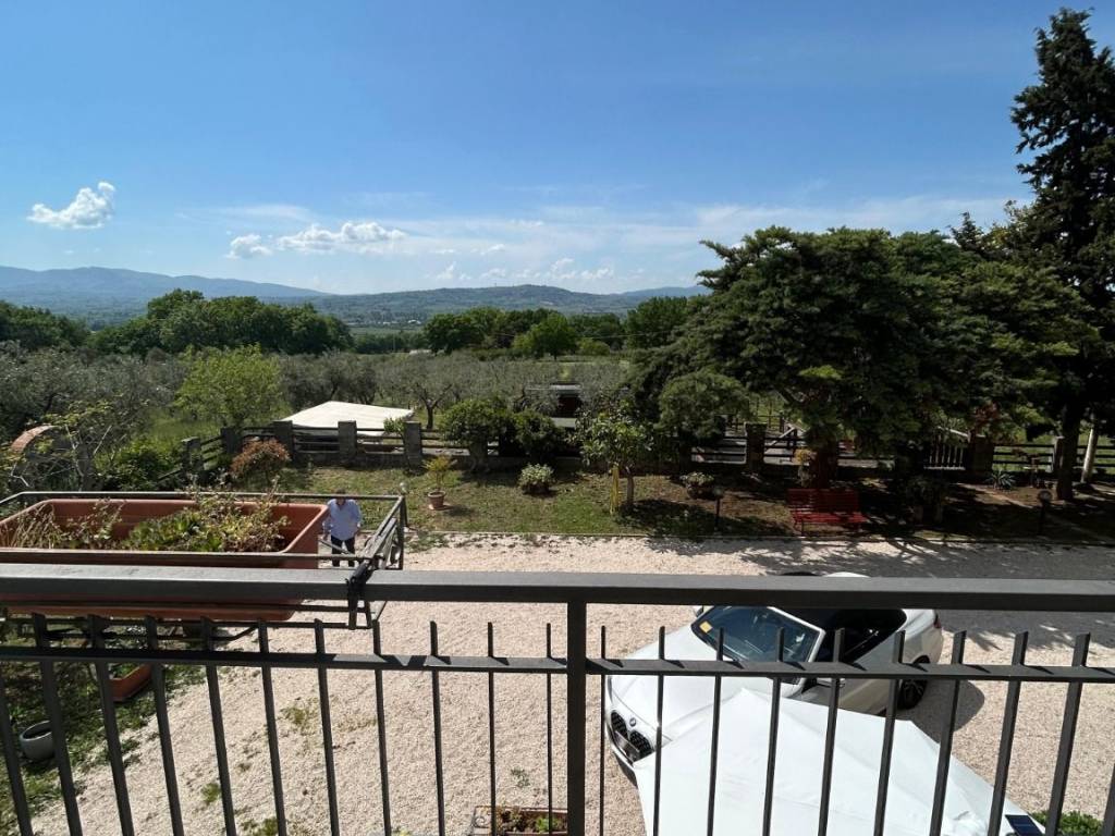 Appartamento a Trevi in Via Monte Bianco - Foto 5