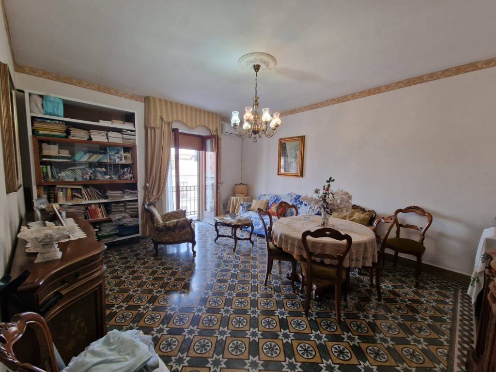 Appartamento a Crotone in Via Ruffo, 1 - Foto 2
