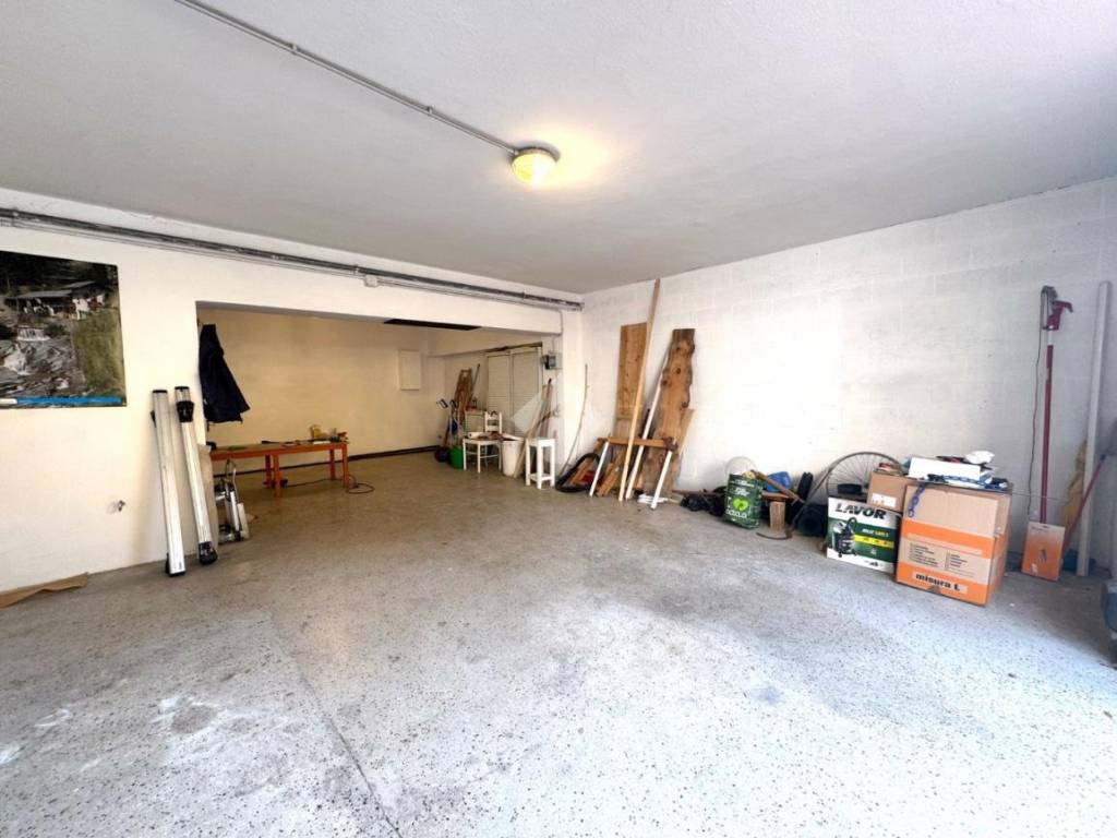 Box / garage a Venezia in Via Duca D'Aosta, 50 - Foto 2