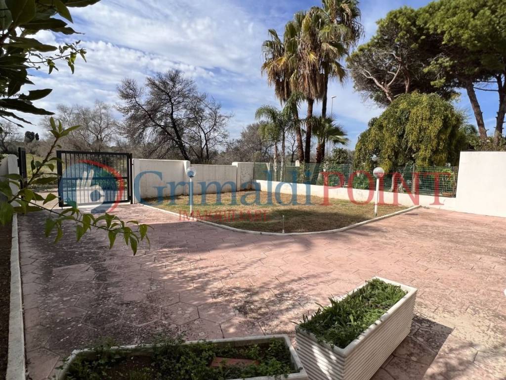 Villetta a schiera a Lecce in Via Itaca, 18 - Foto 5