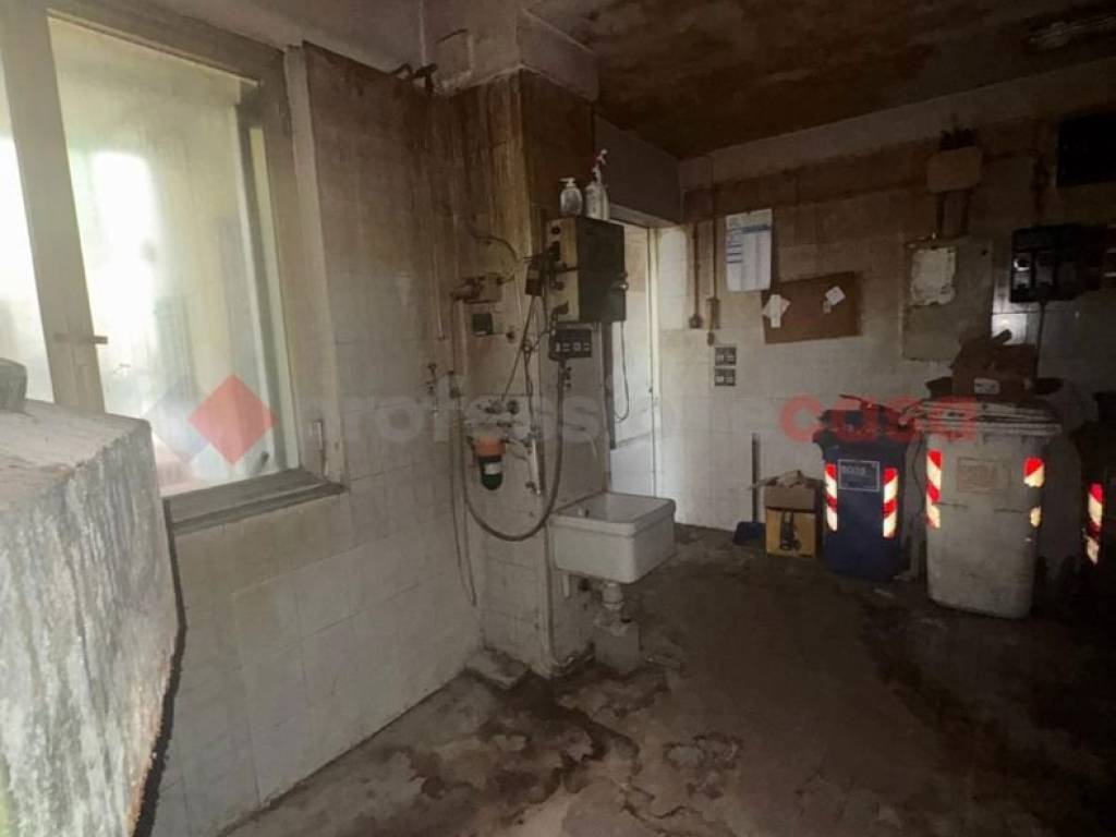 Palazzo / stabile a Monsummano terme in Via Francesca Vergine dei pini - Foto 5