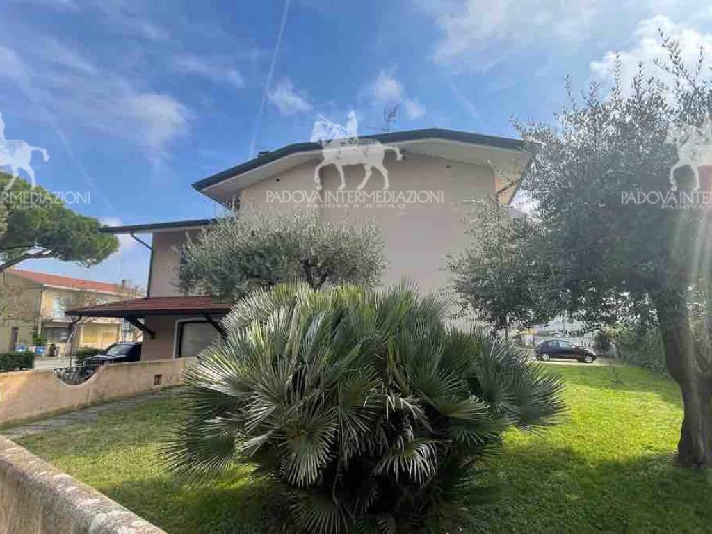Villa a Jesolo in Via Gaetano Donizetti - Foto 3