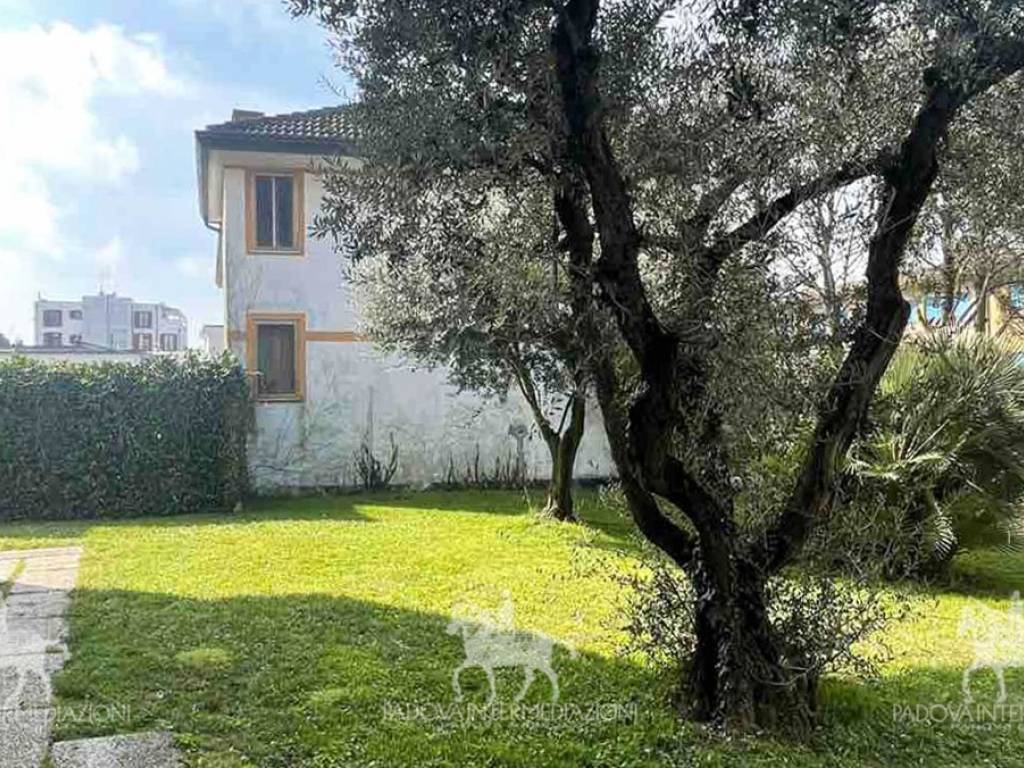 Villa a Jesolo in Via Gaetano Donizetti - Foto 4
