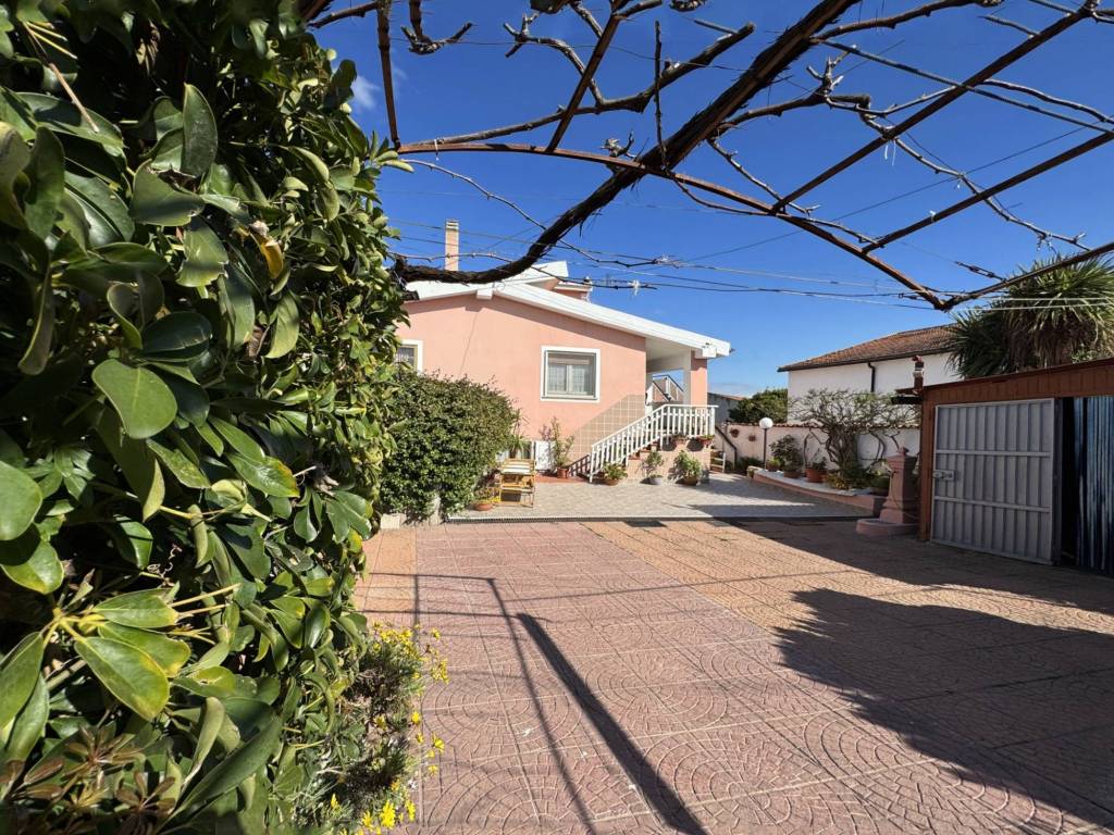 Villa a Sassari in Via Giuseppe De Martini, 38 - Foto 4