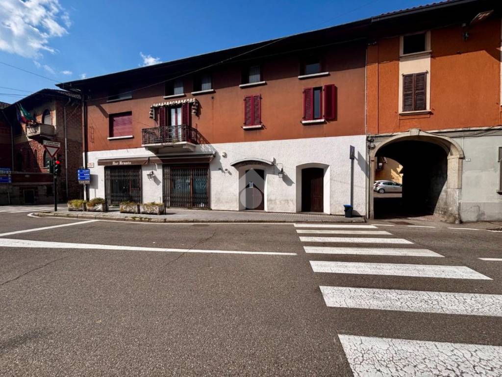Appartamento a Vedano olona in Largo magnani, 1 - Foto 2