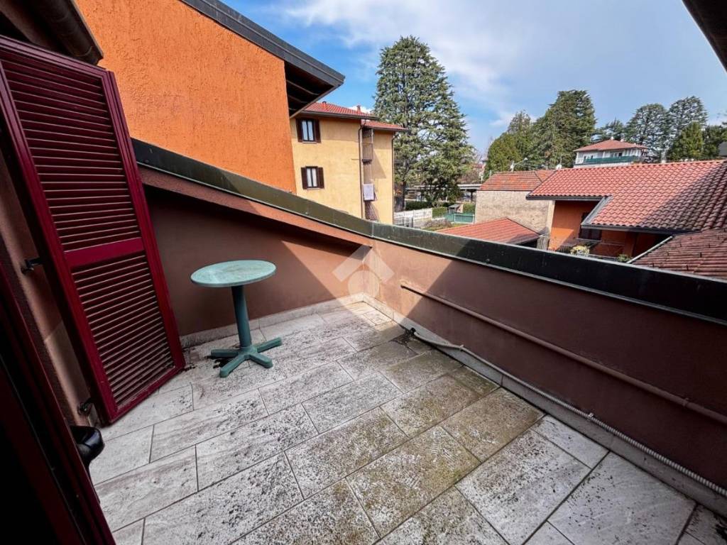 Appartamento a Vedano olona in Largo magnani, 1 - Foto 4