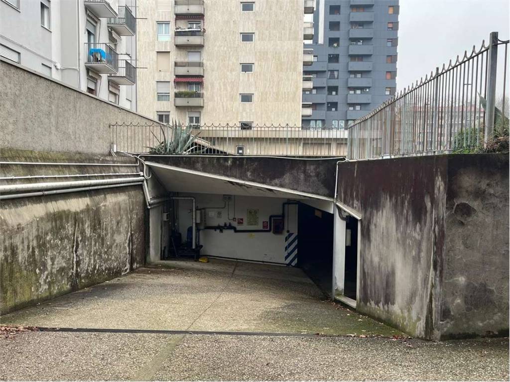 Box / garage a Venezia in via dante - Foto 4